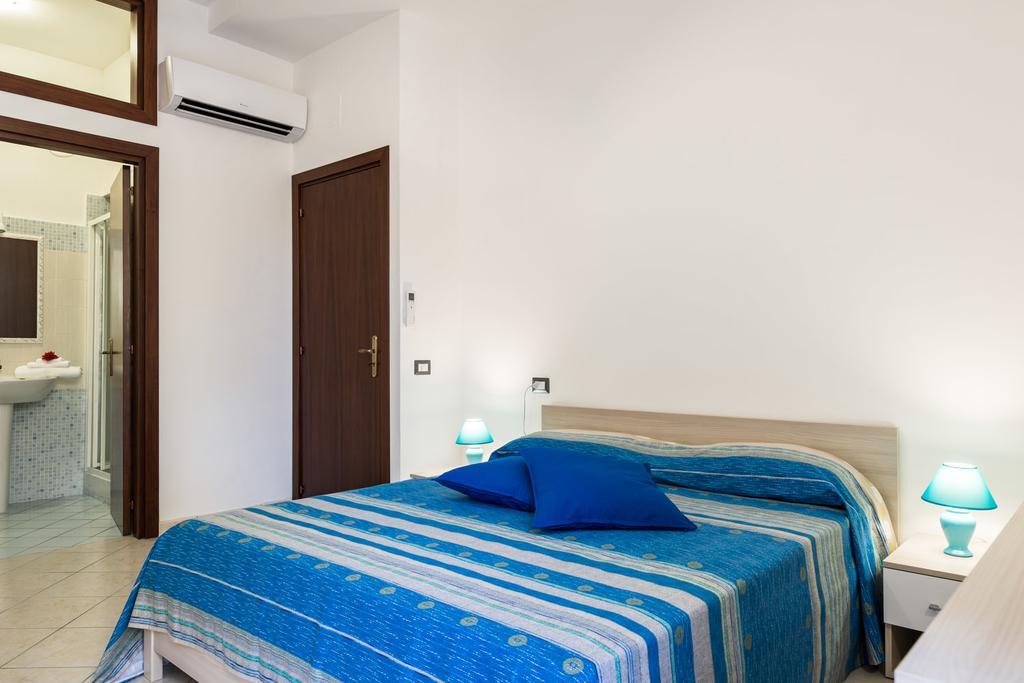 Appartement Casa Vacanze Gli Agrumi à Agropoli Chambre photo