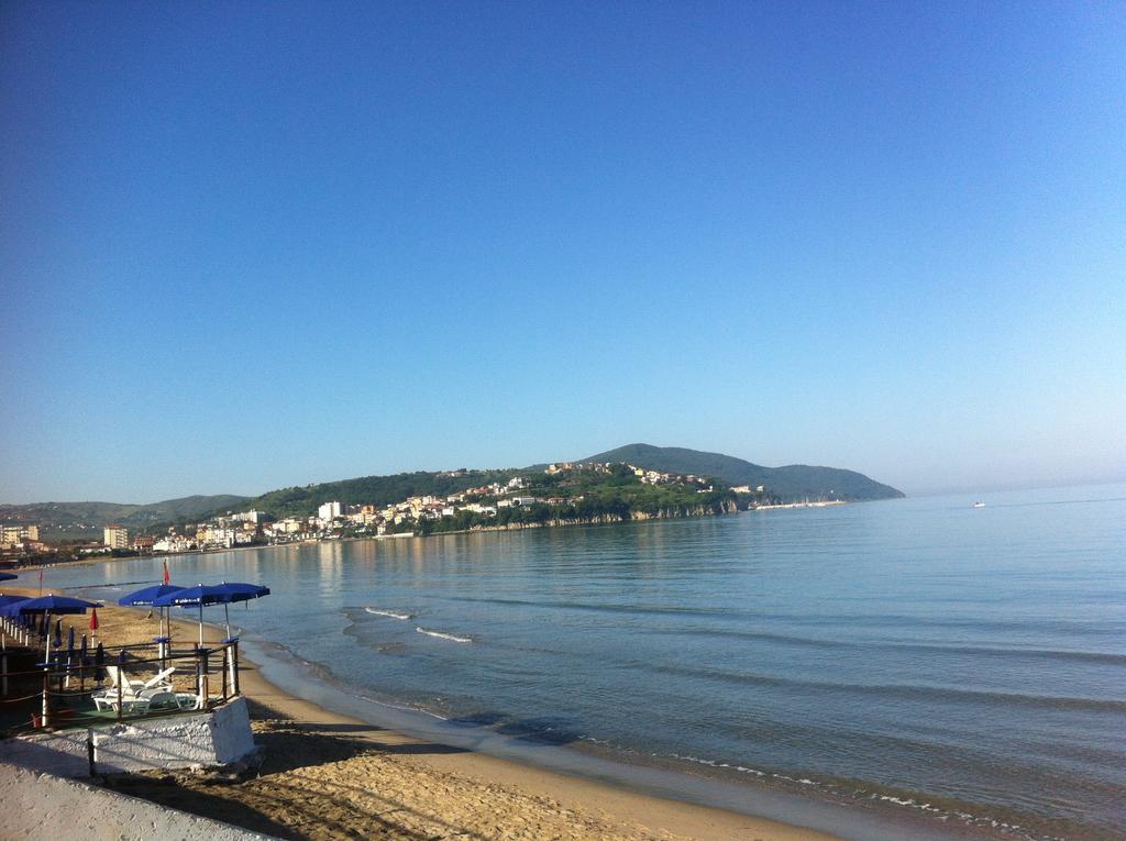 Appartement Casa Vacanze Gli Agrumi à Agropoli Extérieur photo